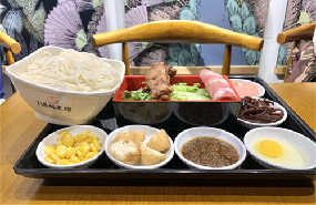 十秒到過橋米線加盟店可靠嗎？