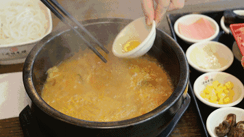 夏天的美食，十秒到過橋米線