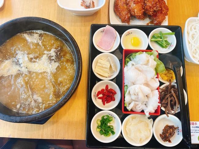 十秒到云南特色過(guò)橋米線如何在經(jīng)典中創(chuàng)新？